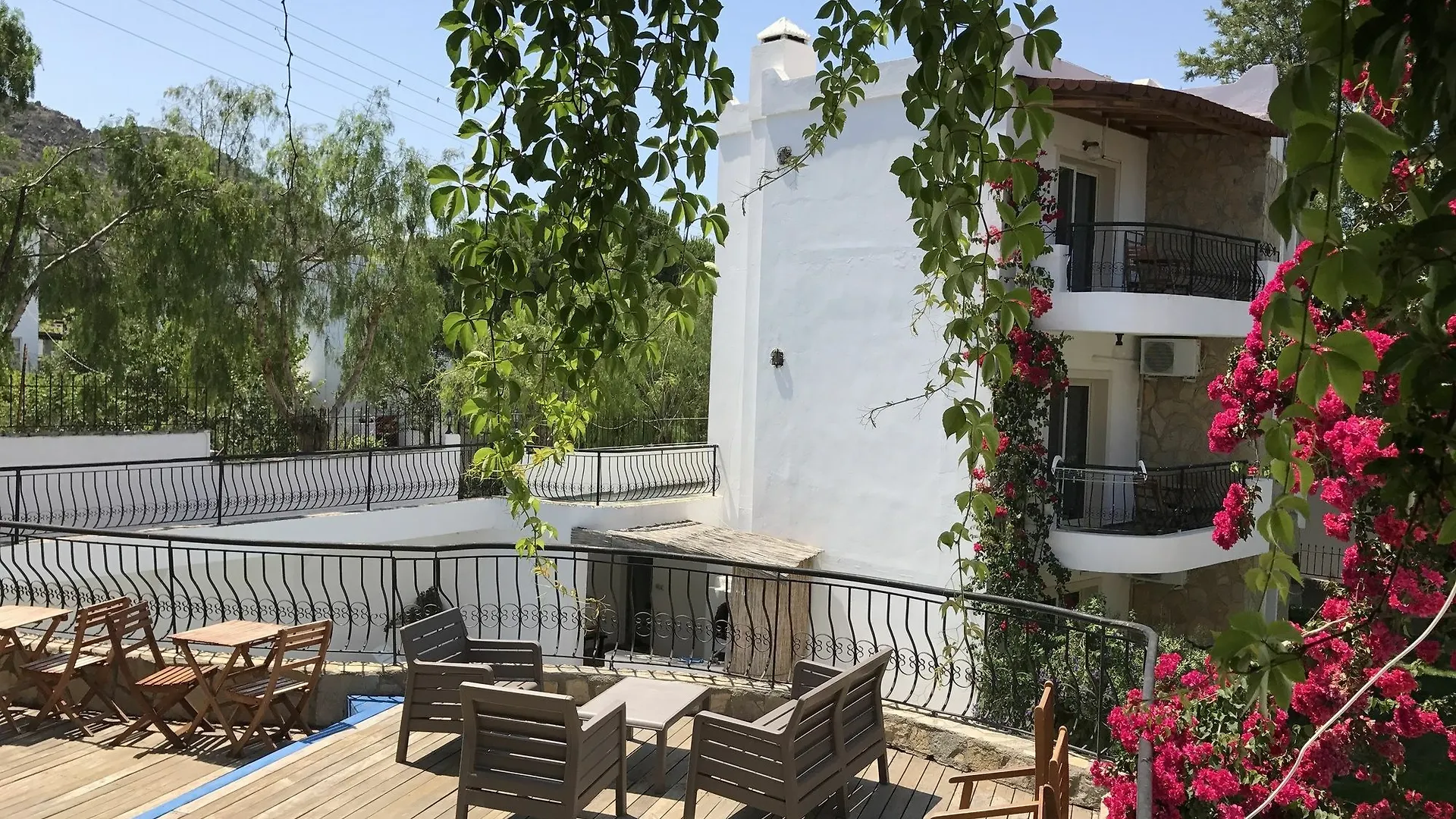 Gulan Apart联系方式